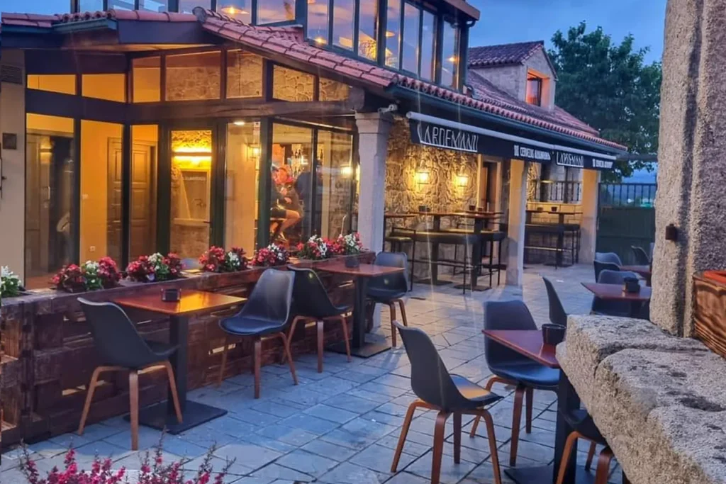 terraza lar de manu restaurante teo
